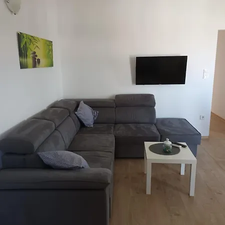 M.g * Brodarica (Sibenik-Knin)