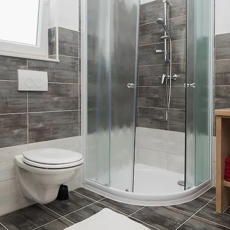 M.g Brodarica (Sibenik-Knin)