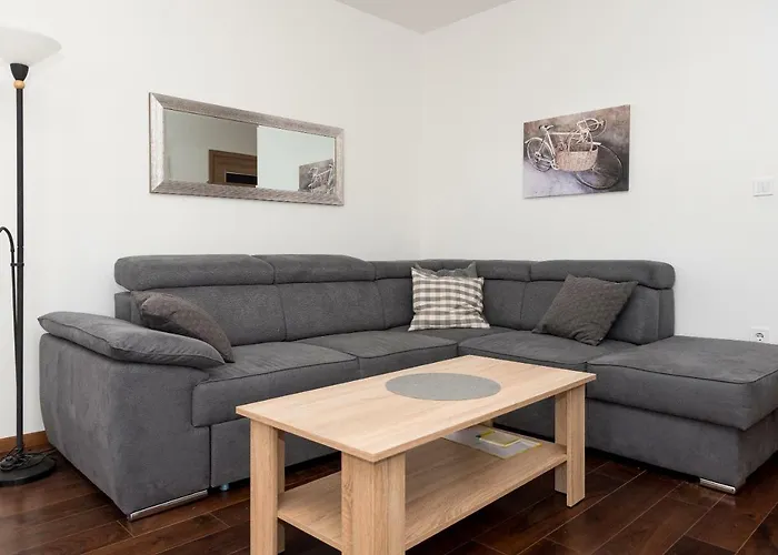 M.g Apartman Brodarica